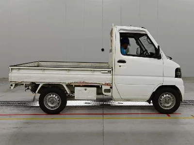 MITSUBISHI MINICAB TRUCK