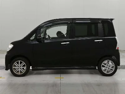 Subaru LUCRA CUSTOM
