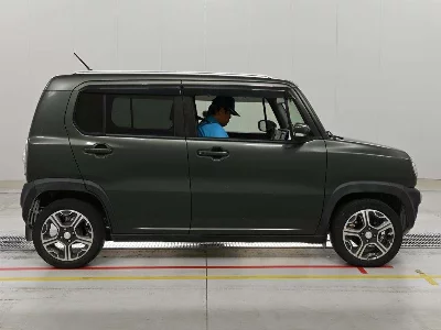 Mazda Flair Crossover