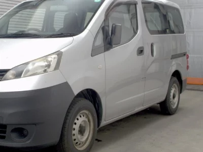 Nissan NV200 VANETTE VAN