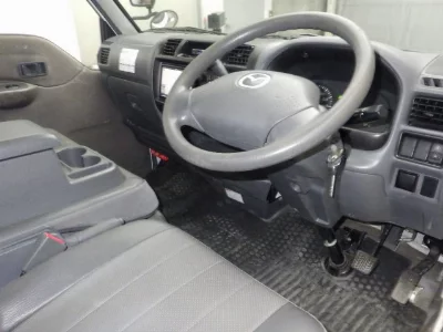 Mazda BONGO TRUCK