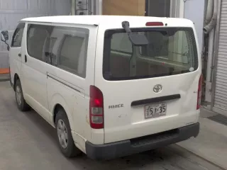 Toyota HiAce Van