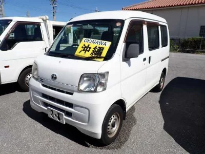 Toyota Pixis Van