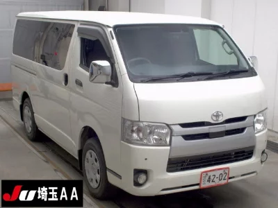 TOYOTA HIACE VAN