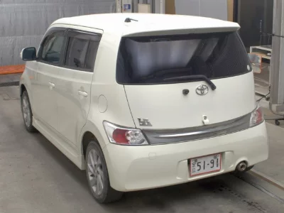 Toyota bB