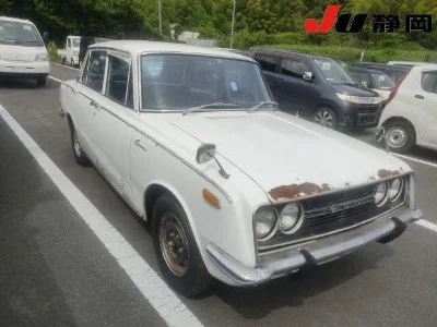 TOYOTA CORONA