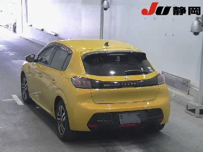 PEUGEOT 208