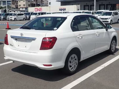 TOYOTA COROLLA AXIO