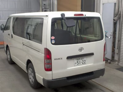 Toyota HiAce Van