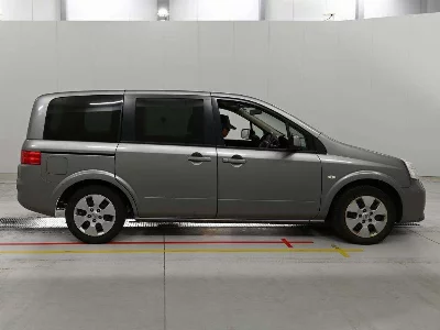 Nissan Lafesta