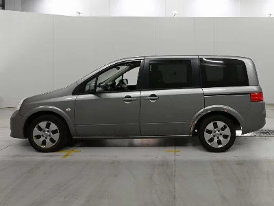Nissan Lafesta