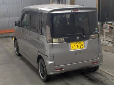 Suzuki Spacia