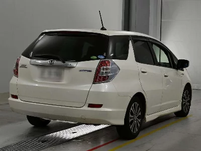 Honda FIT SHUTTLE HYBRID