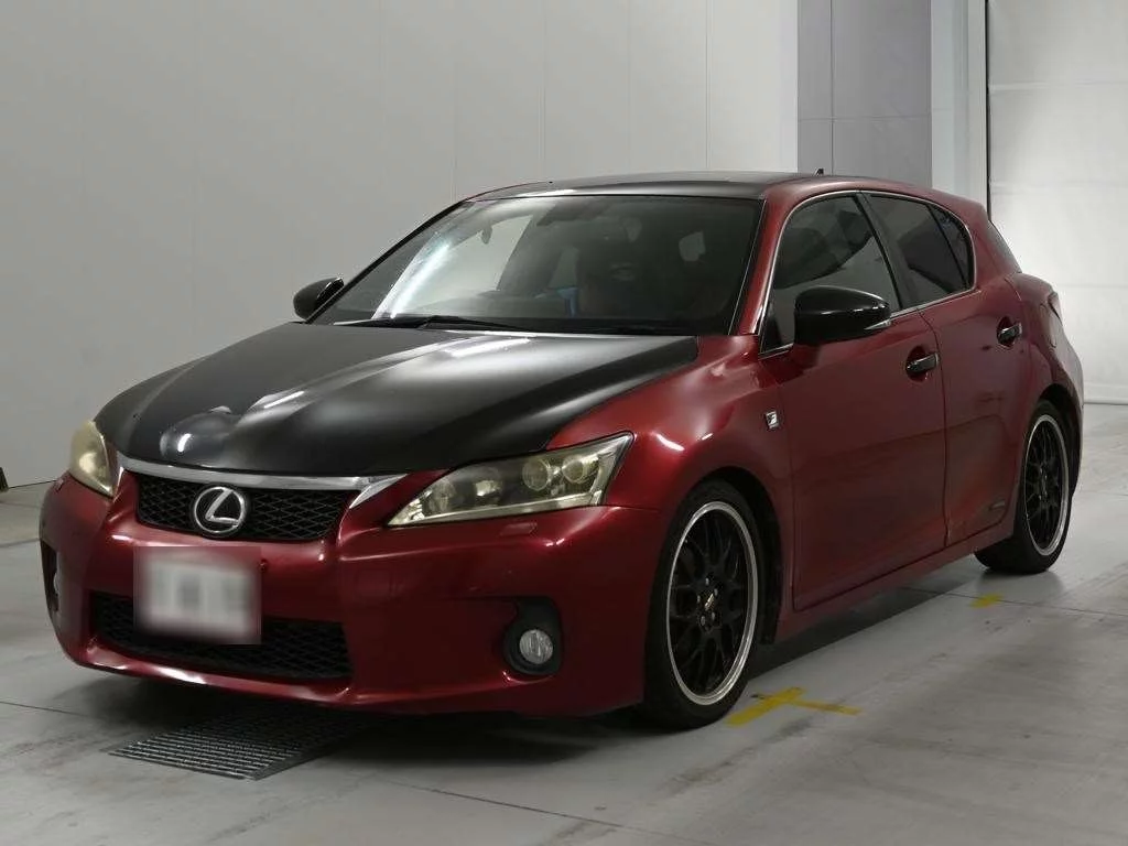 Lexus CT200h  с аукциона в Японии