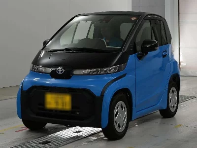 TOYOTA C+POD