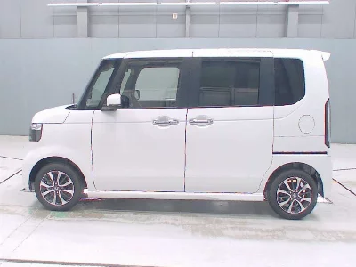 Honda N BOX CUSTOM