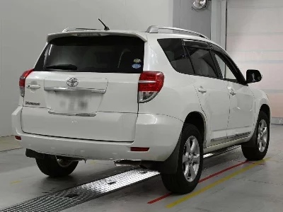 TOYOTA VANGUARD