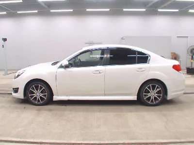 Subaru Legacy B4
