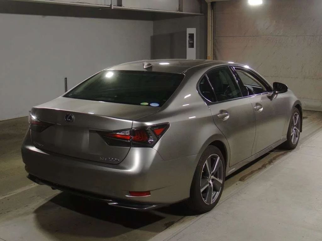 Lexus GS  с аукциона в Японии