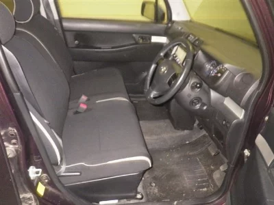 Toyota Pixis Space