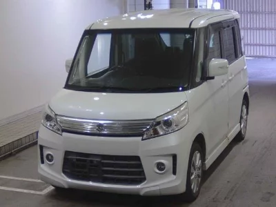 Suzuki Spacia Custom