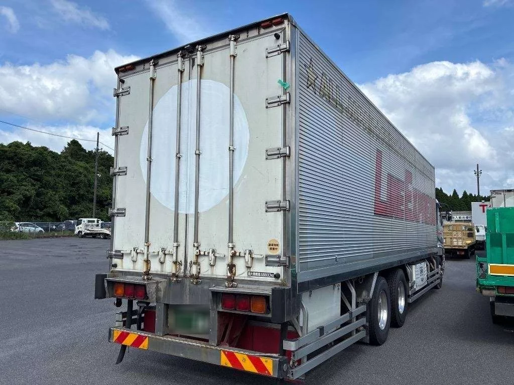 Mitsubishi Fuso Super Great  с аукциона в Японии