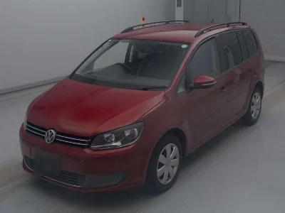 VOLKSWAGEN GOLF TOURAN