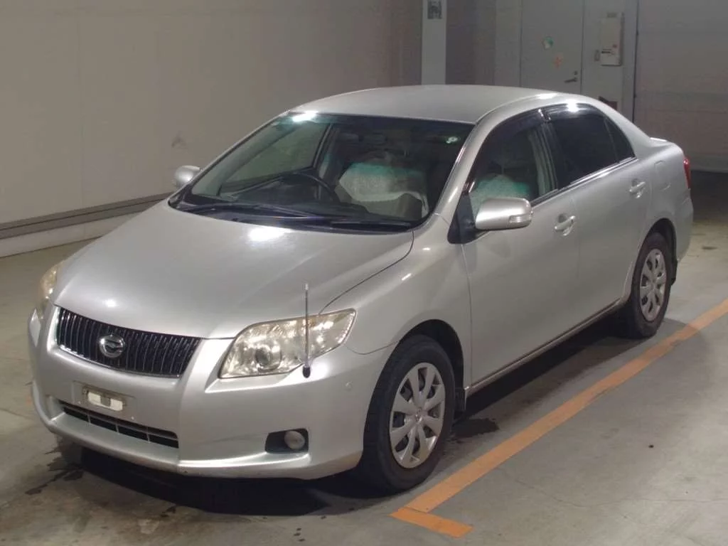 Toyota Corolla Axio  с аукциона в Японии