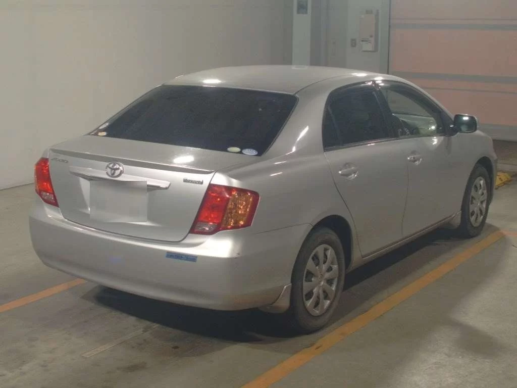 Toyota Corolla Axio  с аукциона в Японии