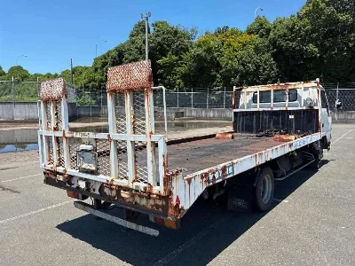 Mitsubishi Fuso Canter