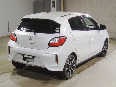 MITSUBISHI MIRAGE