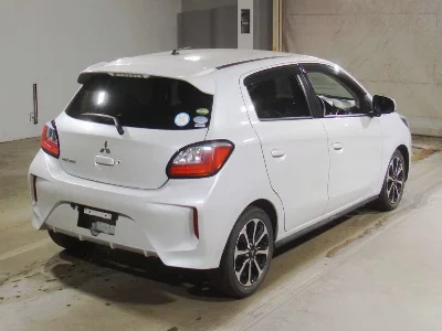 MITSUBISHI MIRAGE
