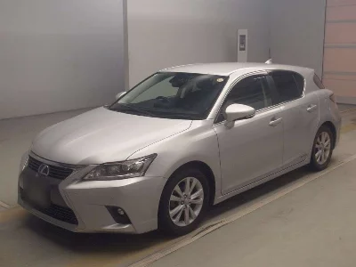 Lexus CT200h