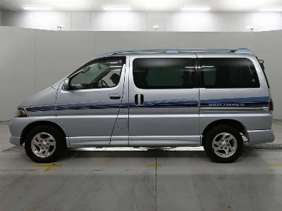 Toyota Hiace Regius