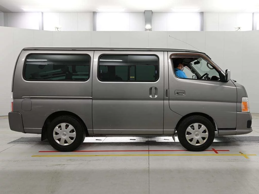 Nissan Caravan  с аукциона в Японии