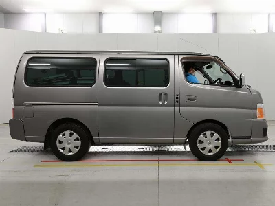 Nissan Caravan