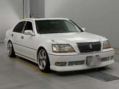 Toyota CROWN MAJESTA