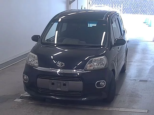 Toyota Porte  с аукциона в Японии