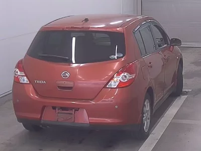 Nissan Tiida