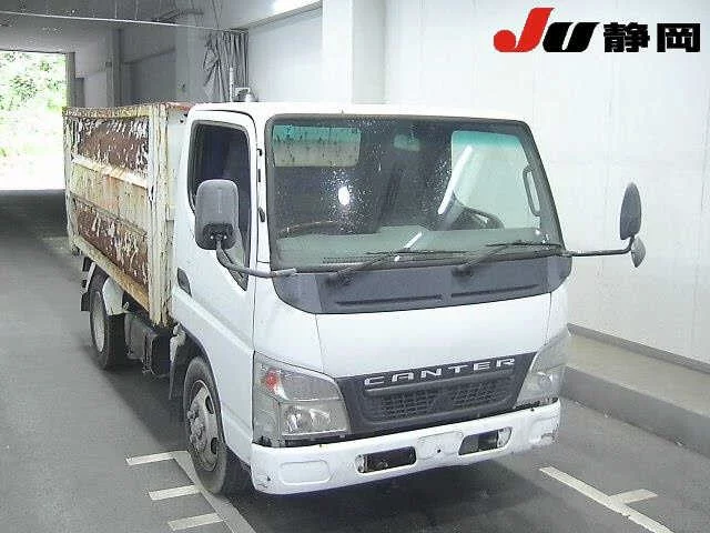 Mitsubishi Fuso Canter  с аукциона в Японии