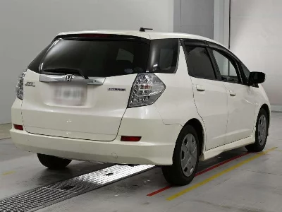 Honda FIT SHUTTLE HYBRID