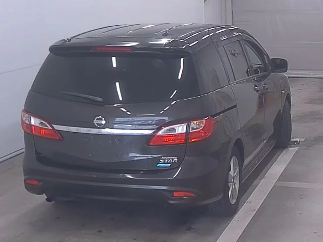 Nissan Lafesta  с аукциона в Японии