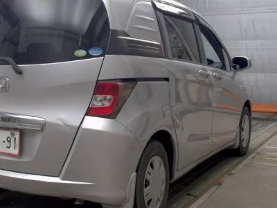 Honda Freed Spike