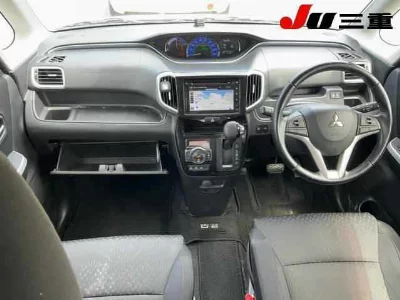 MITSUBISHI DELICA D:2