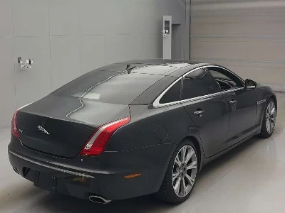 JAGUAR XJ6