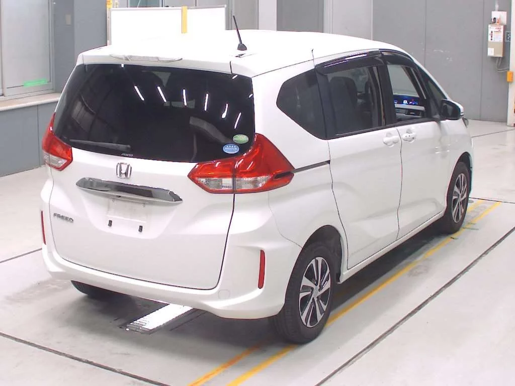 Honda Freed  с аукциона в Японии