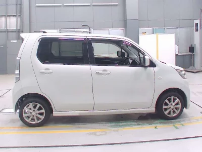 Suzuki WAGON R STINGRAY