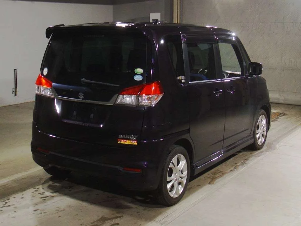 Suzuki Solio Bandit  с аукциона в Японии