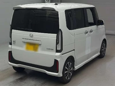 Honda N BOX CUSTOM