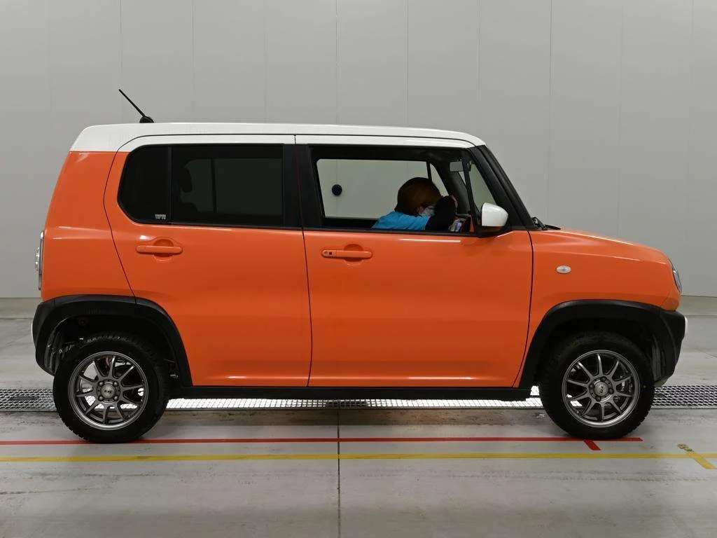 Suzuki Hustler  с аукциона в Японии